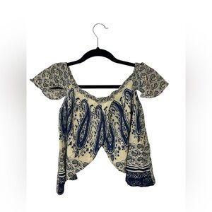 Reverse Blue Cream Puff Sleeve Crop Top